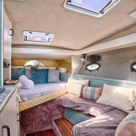 Sejour Insolite Sur Ulysse - Bateau - Port De * Кан