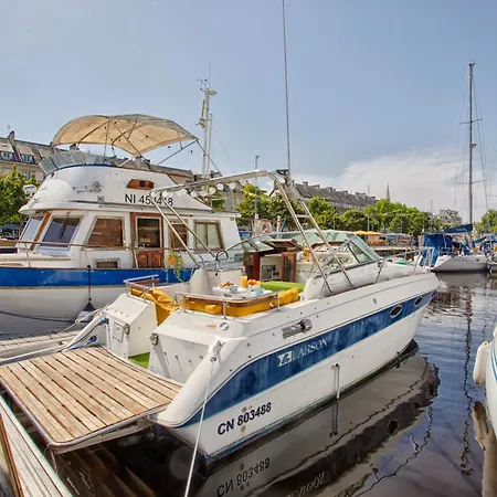 Sejour Insolite Sur Ulysse - Bateau - Port De Ботель *